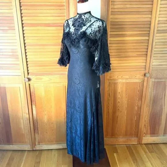Devil Fashion Gothic Victorian 1930s 'Birds of a Feather' Lace Maxi Gown Dress - Picture 3 of 16